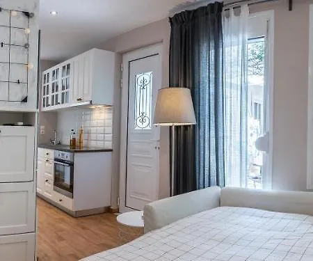 Ocean Breeze 1min To *